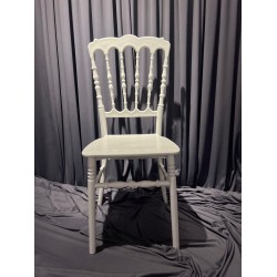 Beyaz Napolyon Sandalye Beyaz Napolyon Sandalye